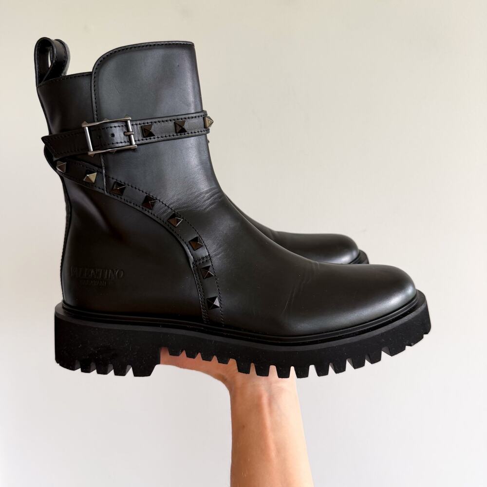 Valentino Garavani Rockstud Leather Slip-On Combat Boots Black 39 NEW - Picture 3 of 10